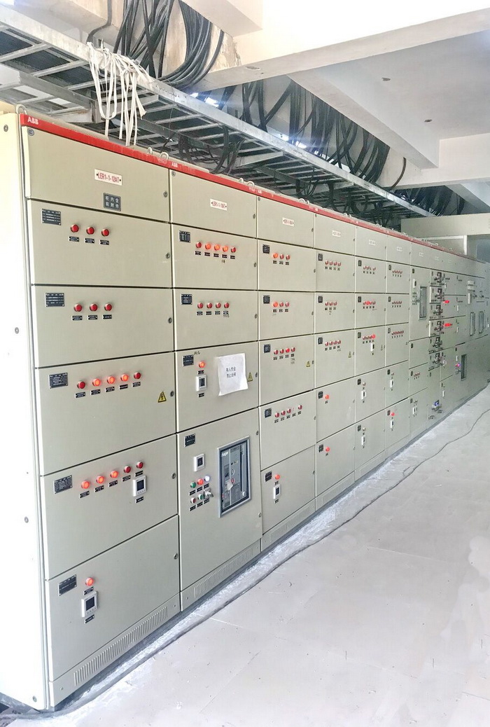 弋陽海創低壓分隔柜現場圖