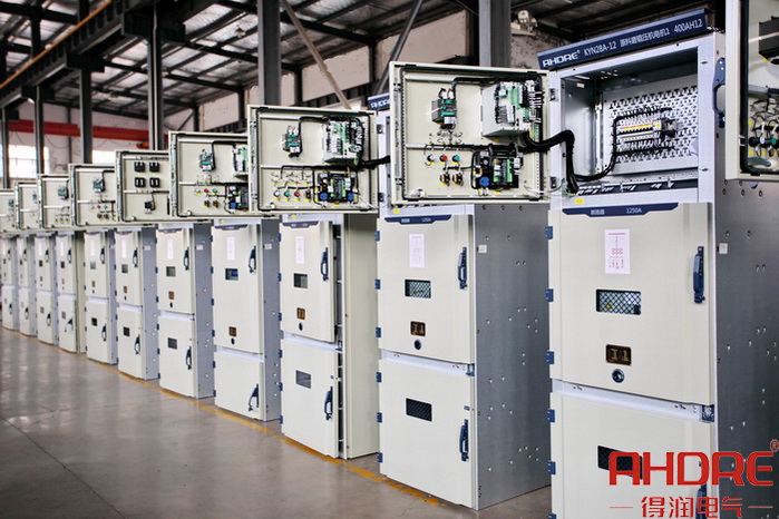 10KV高壓柜1.jpg 10KV高壓柜1.jpg