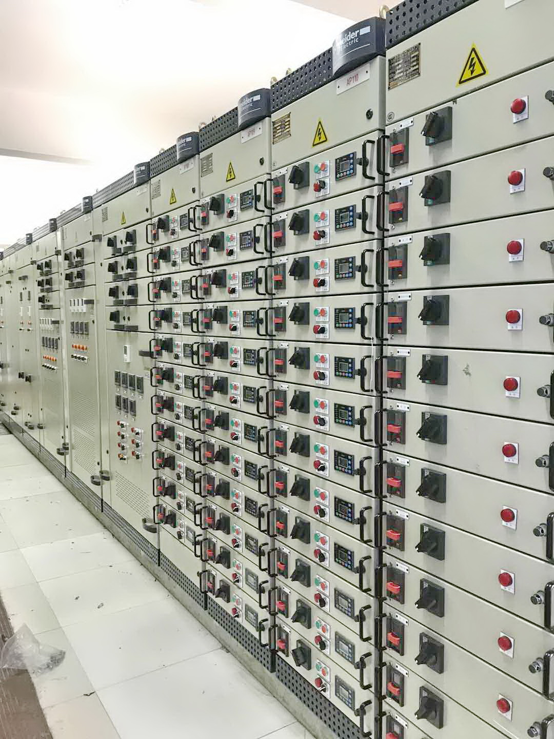 施耐德低壓柜〔blokset] 400-128-7988 得潤電氣授權生產